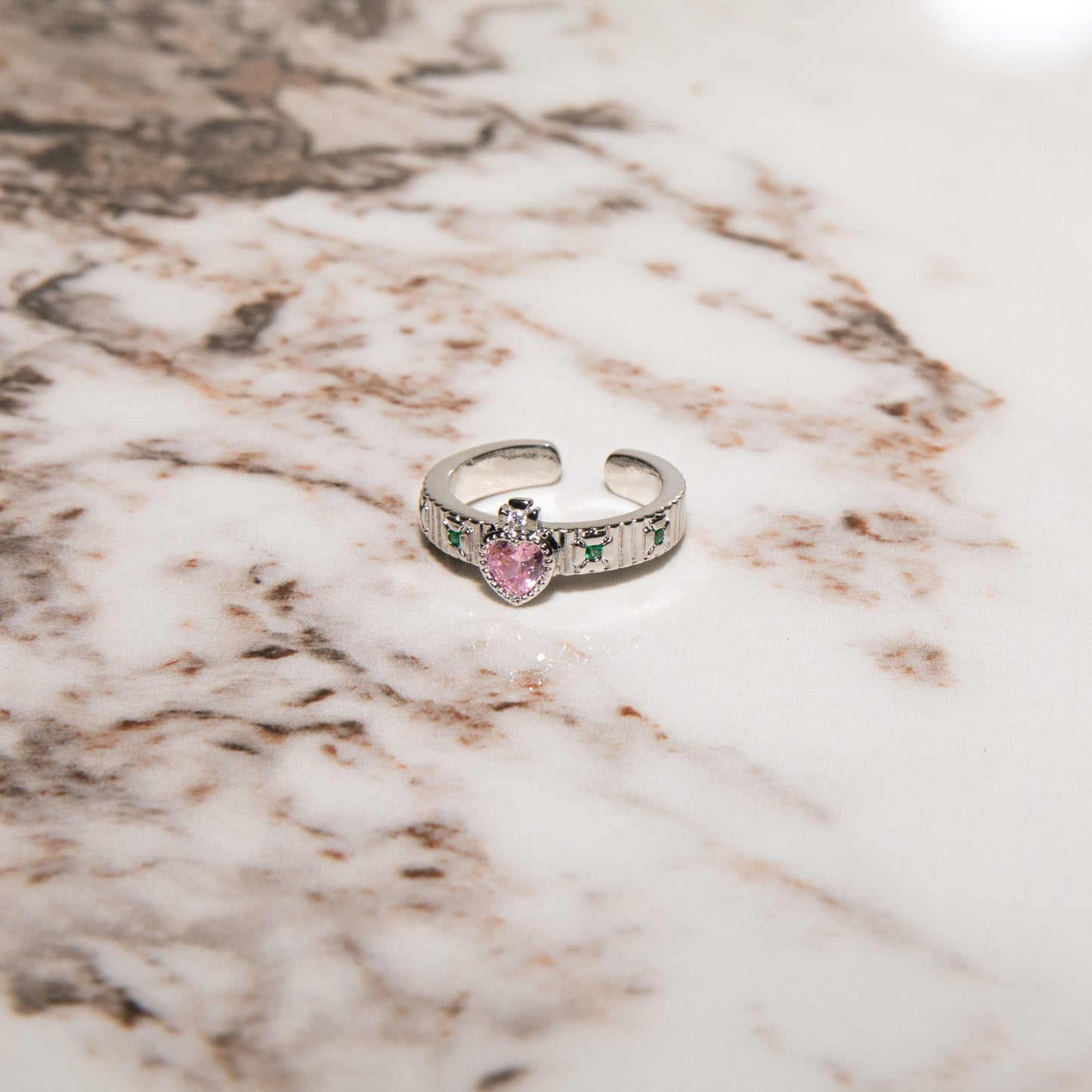 LOVE RING