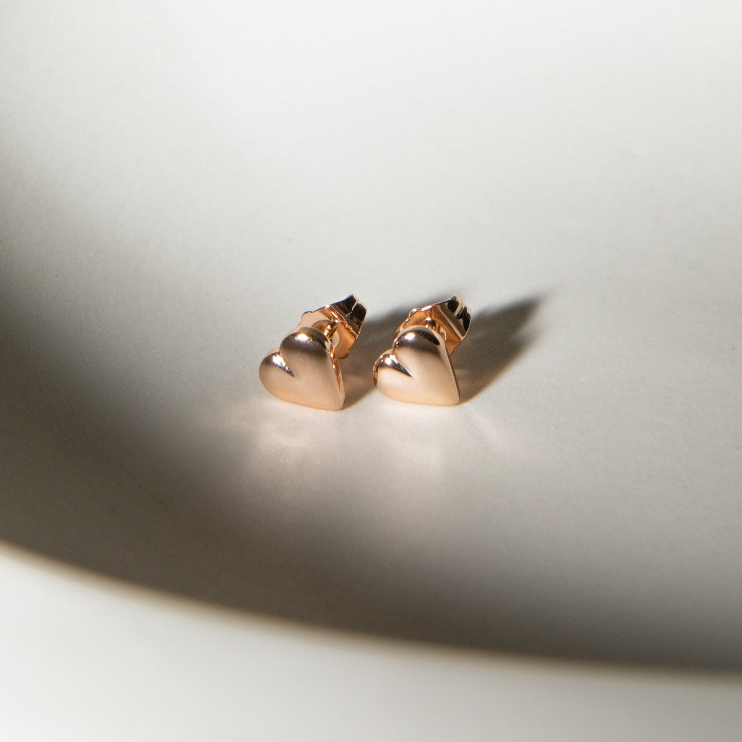 CUPID'S HEARTS STUDS