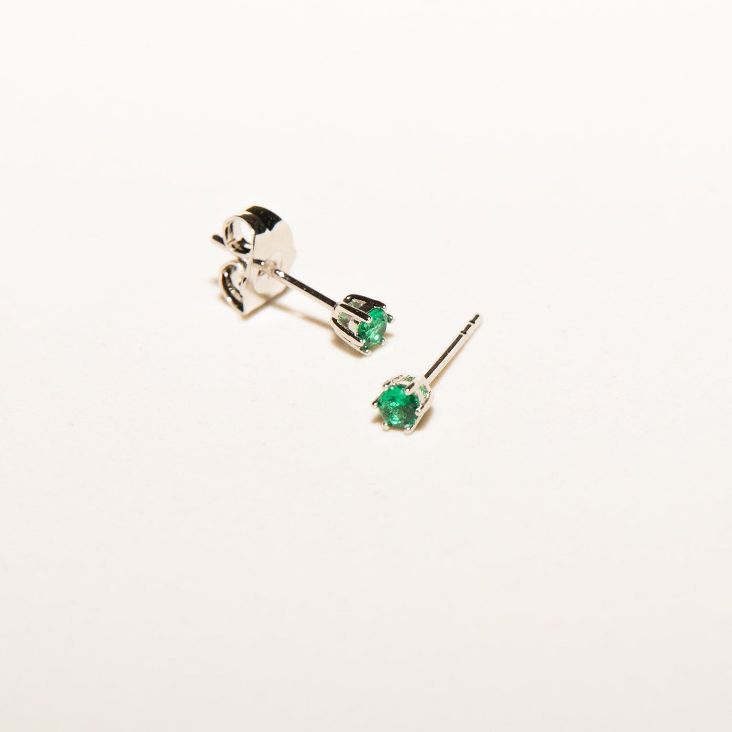 GREEN STUDS