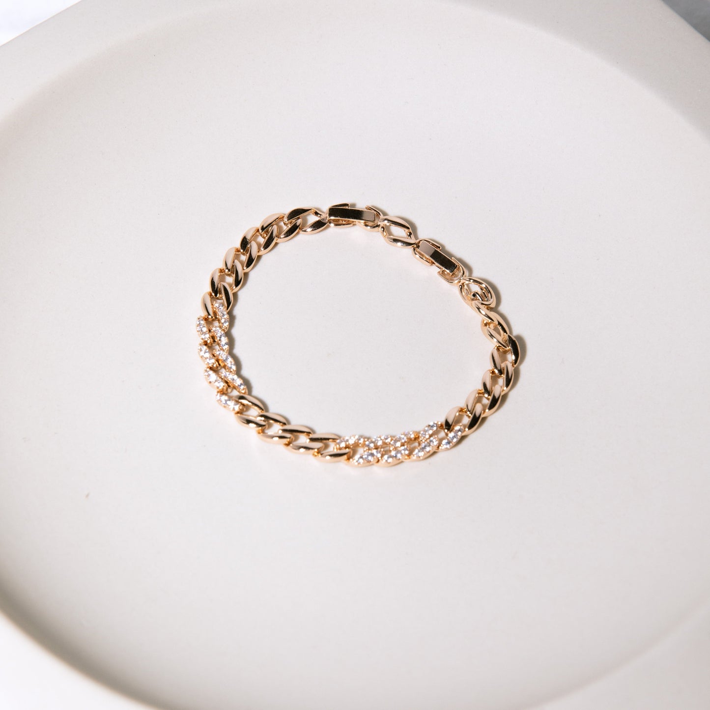 CHAIN BRACELET