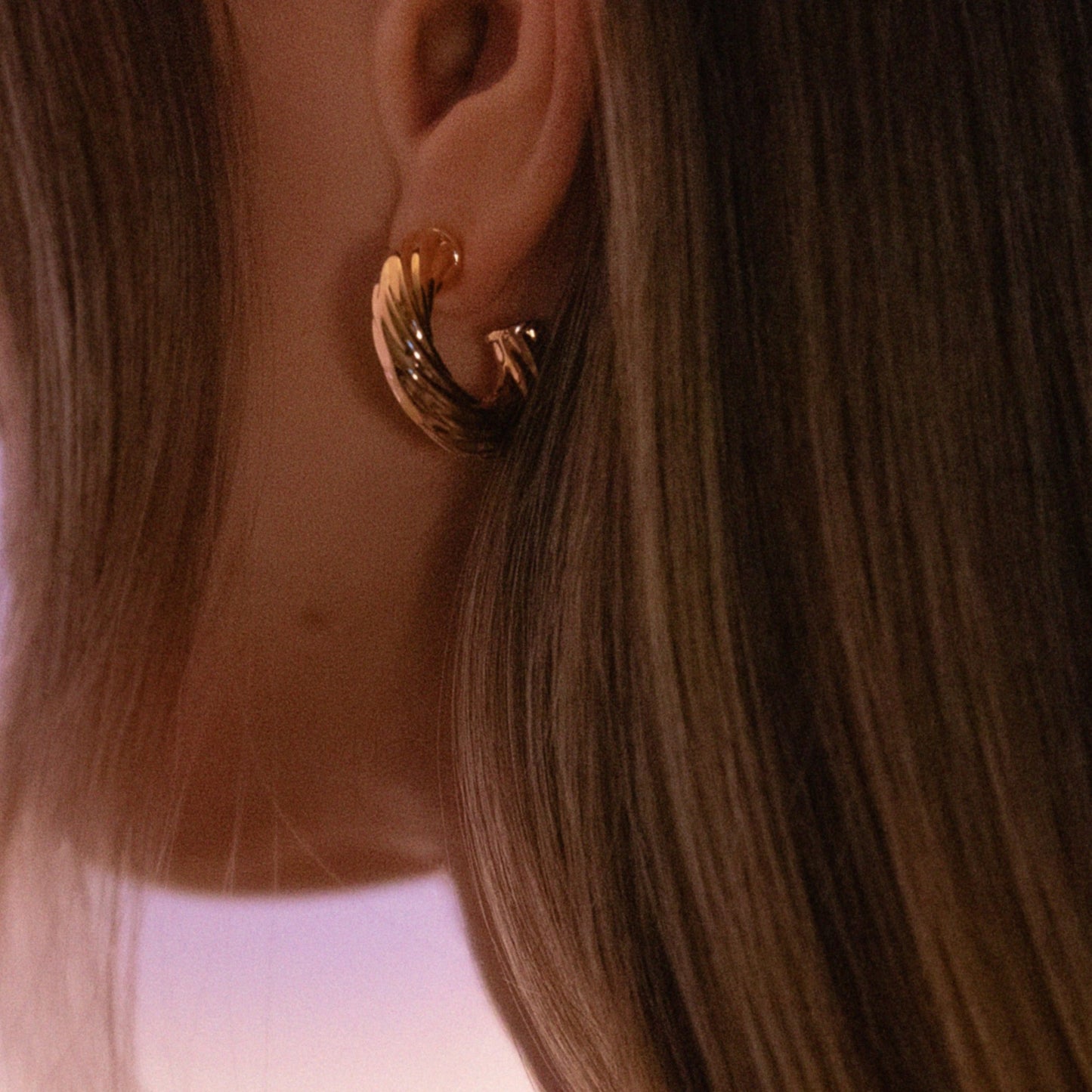 CHUNKY GOLD HOOPS
