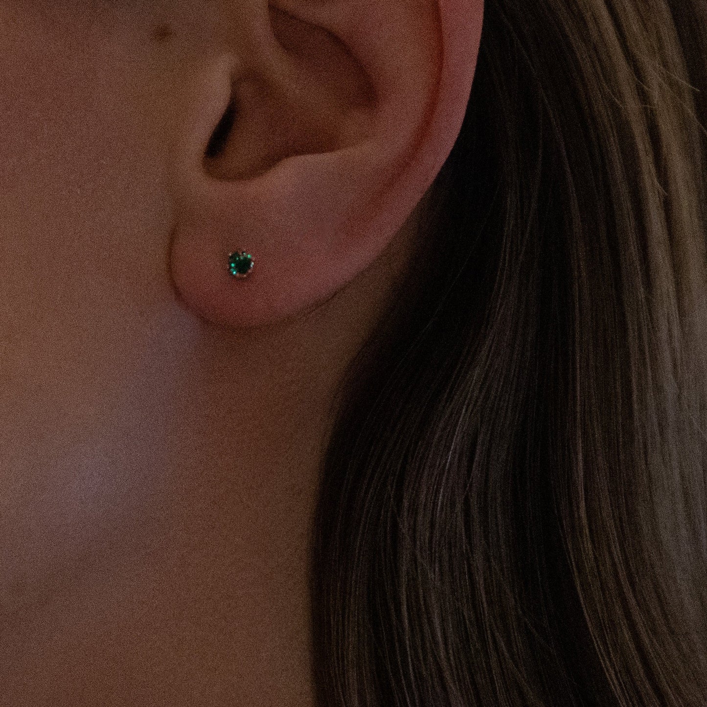 GREEN STUDS