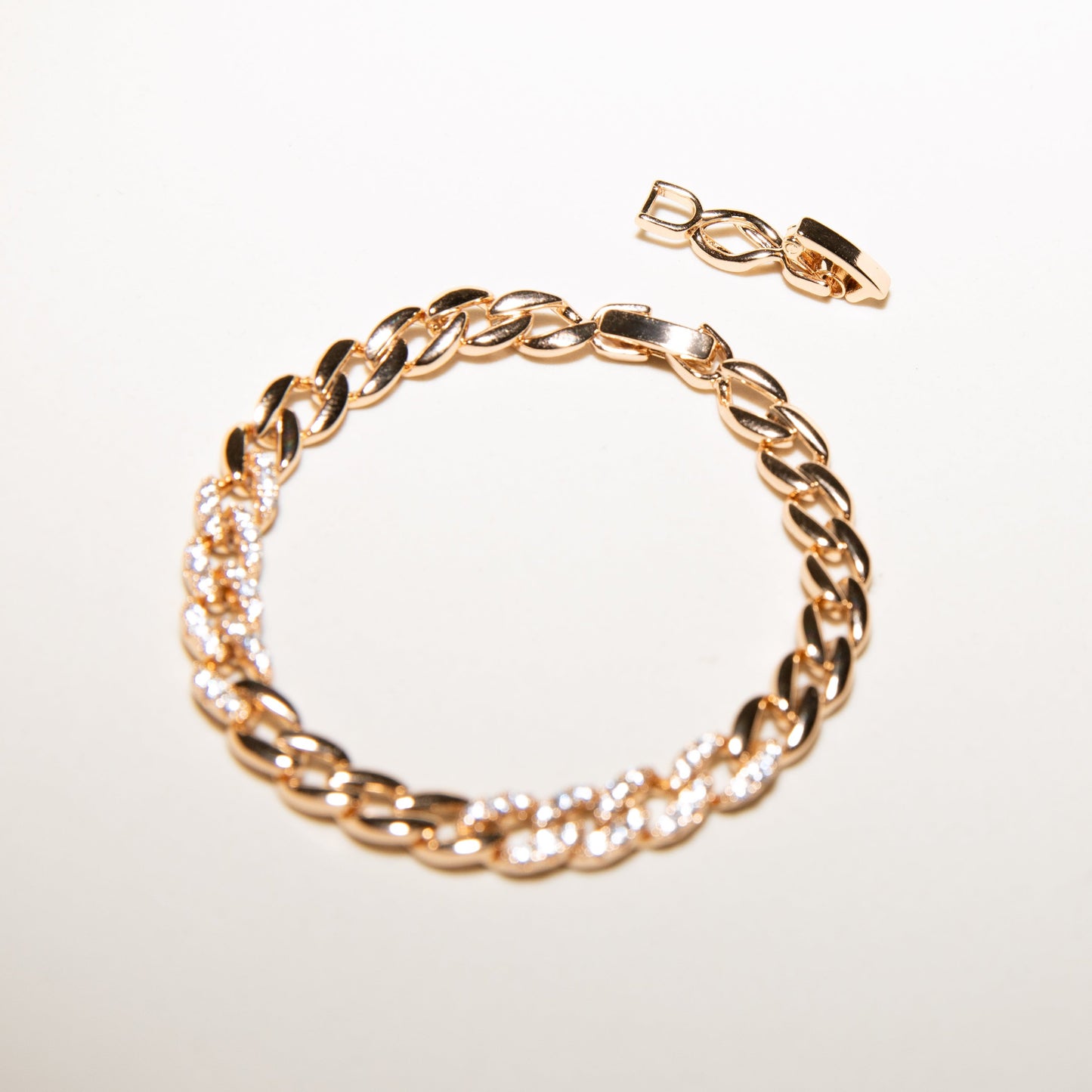 CHAIN BRACELET