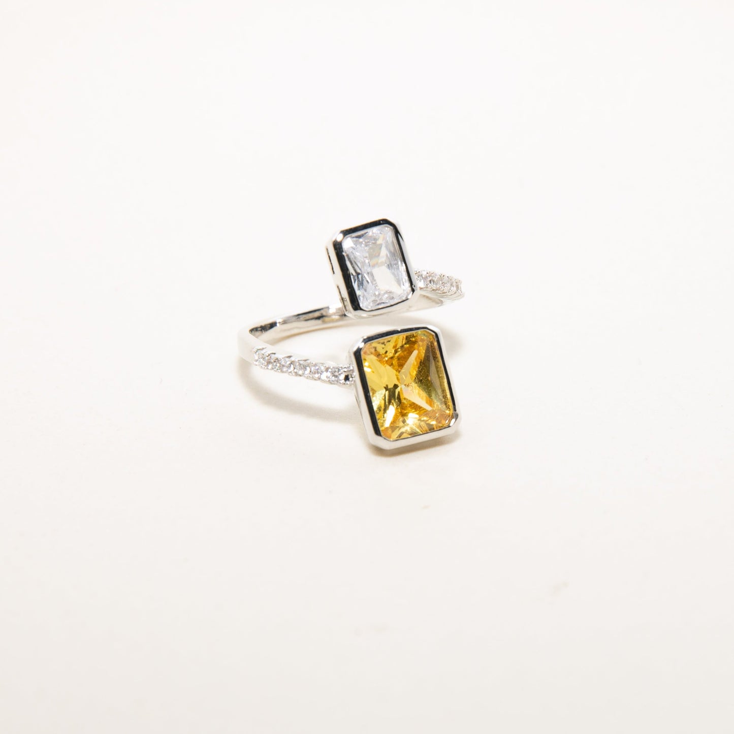 GRAVITY RING