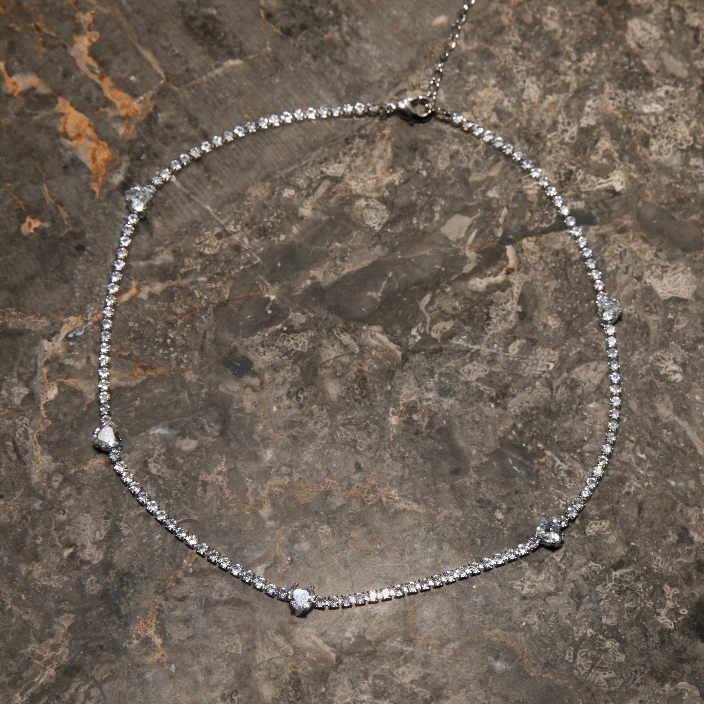 HEARTS CHOCKER