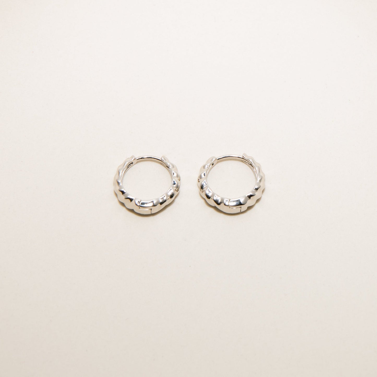 SILWER HALO HOOPS