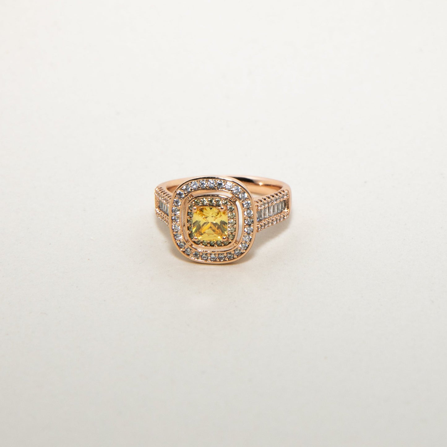 MAGNUM RING