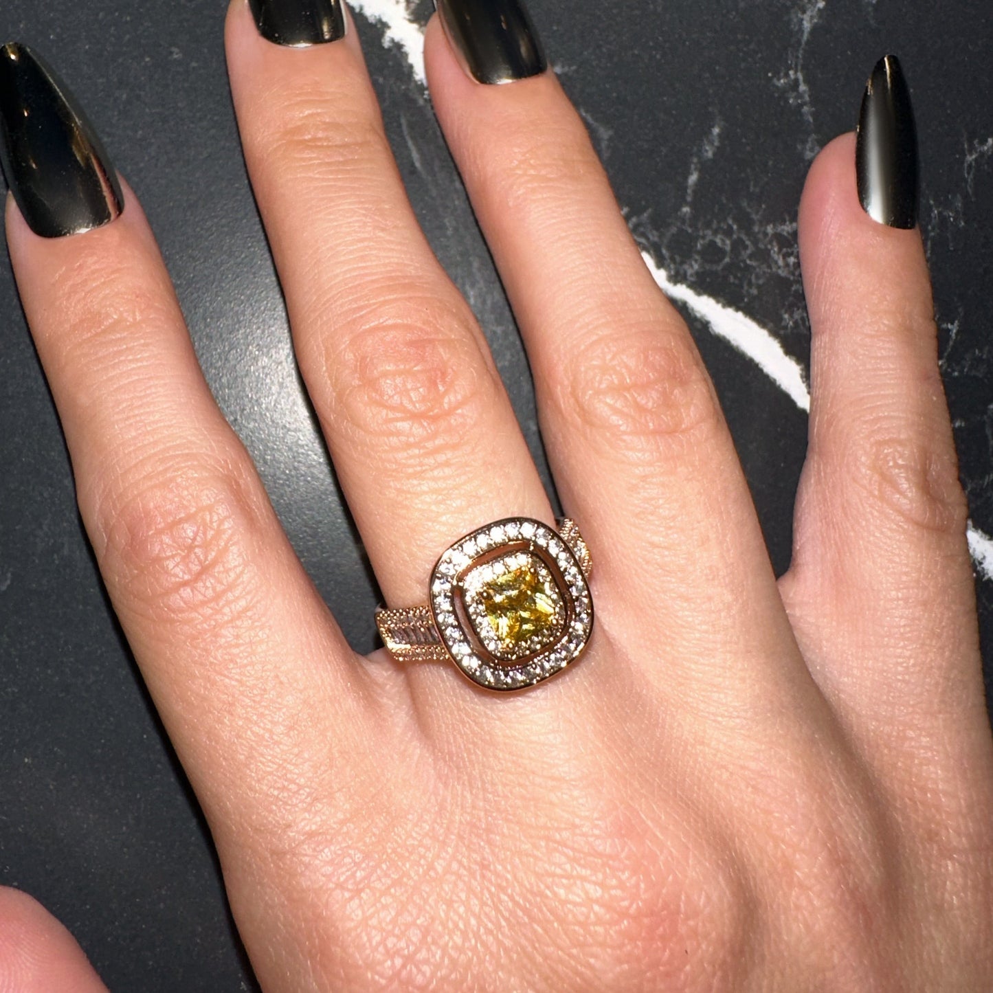 MAGNUM RING